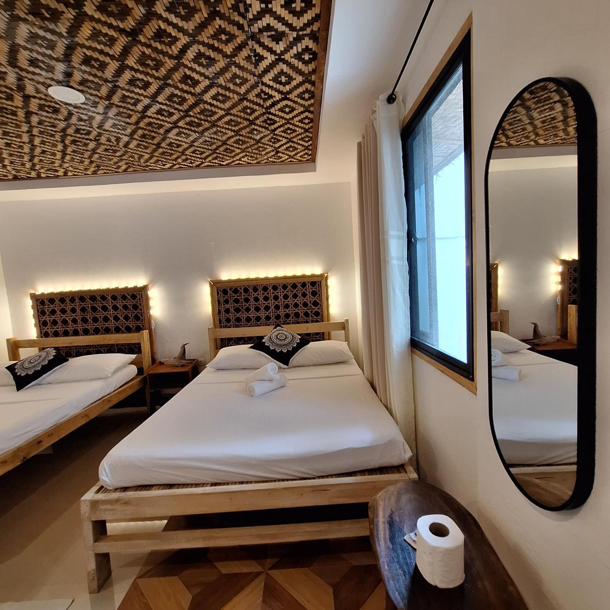 1 Hostel